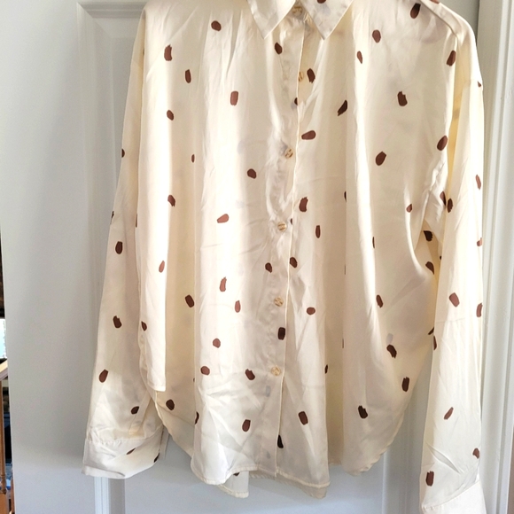 Blu Pepper Tops - Cream Polka Dot Button-Up Shirt